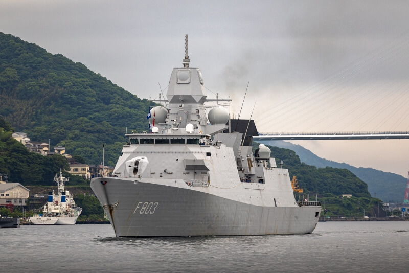 Zr.Ms Tromp Nagasaki