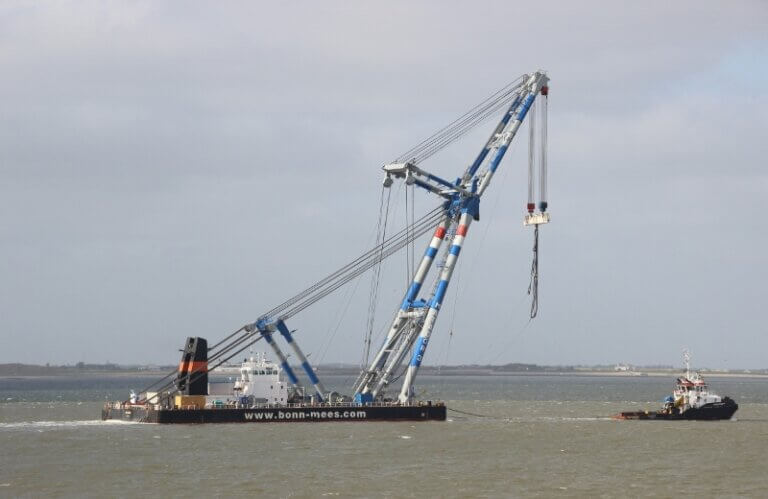 26 5 2023 Matador 3 Gaat Platformen Uit Zee Halen Maritiem Den Helder