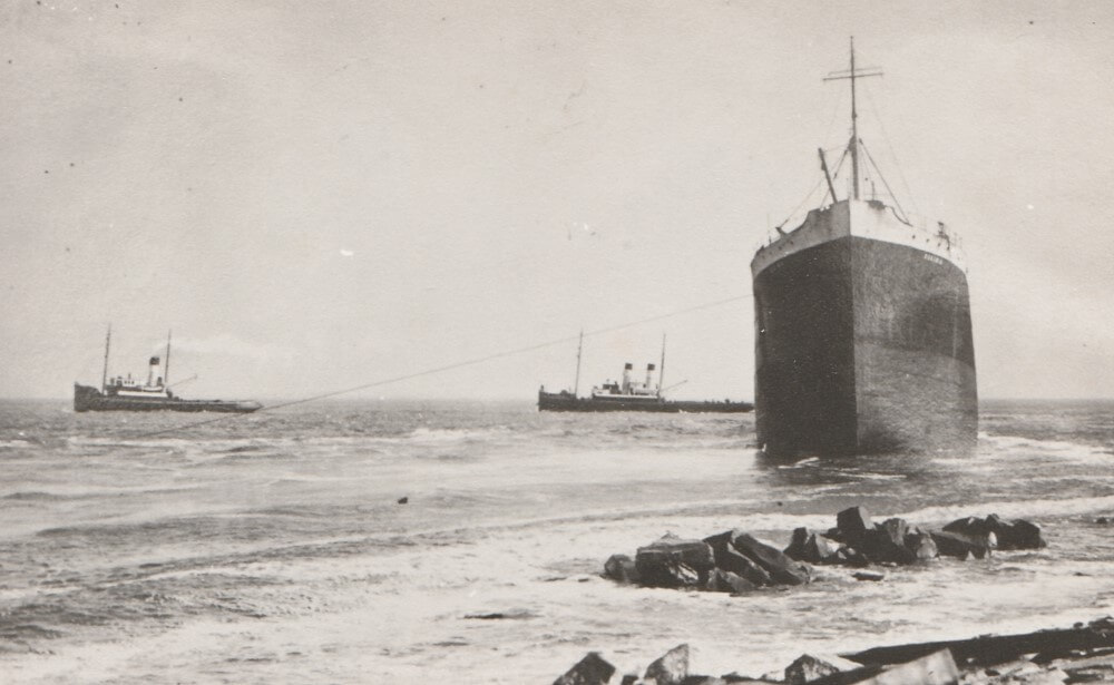 Op 23 augustus 1929 geeft de Eugenia zich eindelijk gewonnen