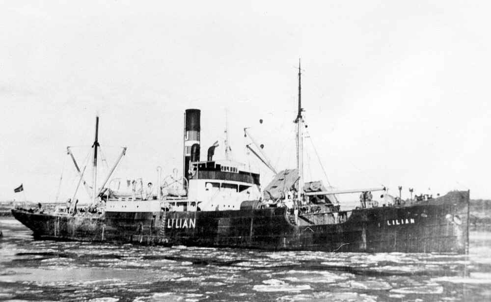 In januari 1947 verdaagt het Deense vrachtschip Lilian op de Noorder Haaksgronden