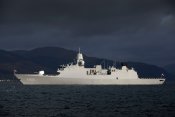 Wateren rond Schotland, 15 april 2013..De Koninklijke Marine speelt een grote rol in de omvangrijke internationale oefening "Joint warrior",waar 11 landen, 12.000 militairen en 55 schepen aan deelnemen..Foto: De Hr.Ms. Evertsen voor anker.